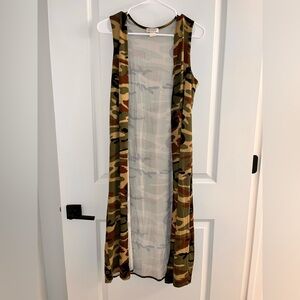 Camouflage cardigan
